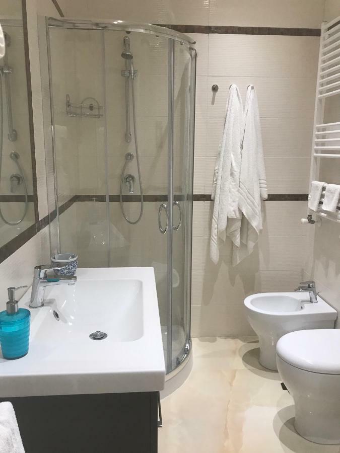 Aquila House Bed & Breakfast Катания Екстериор снимка